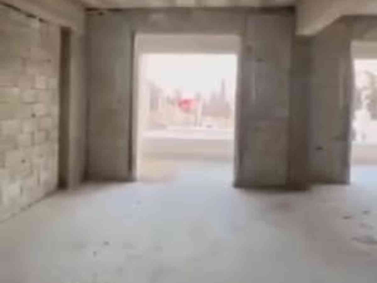 شقة 7 غرف 1 صالات 320م² أرضي للبيع