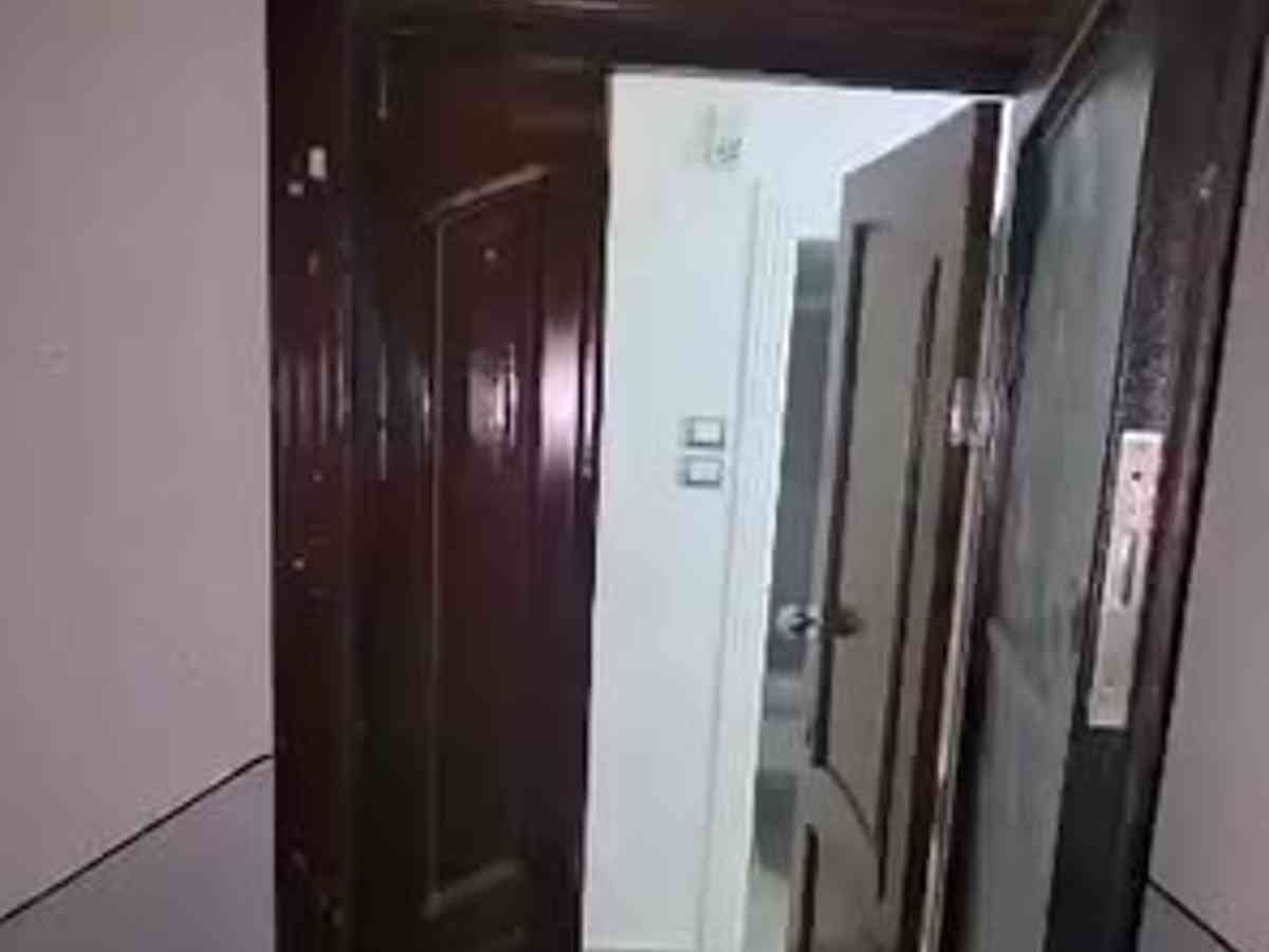 شقة 3 غرف 1 صالات طابق 2 للبيع