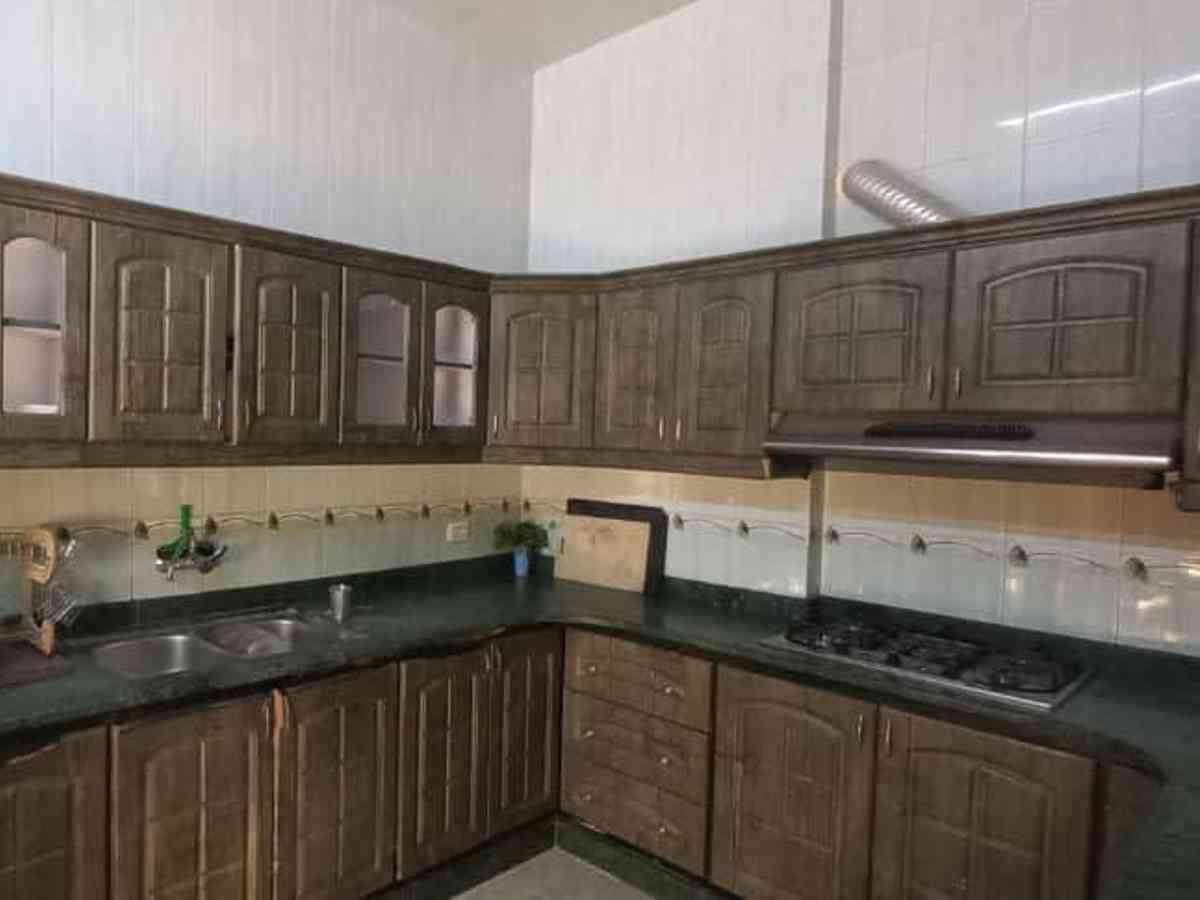 فيلا 4 غرف 1 صالات للإيجار اليومي