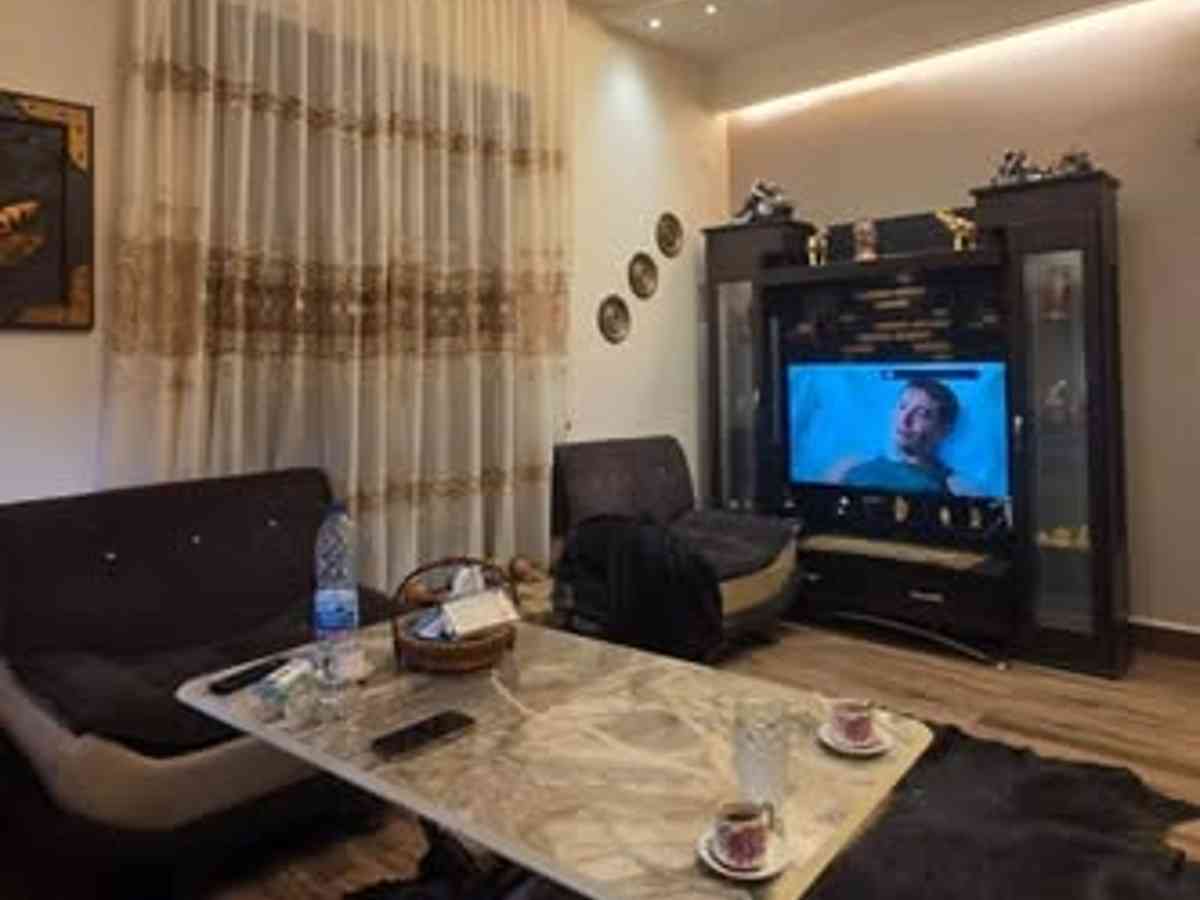 شقة 5 غرف 1 صالات 190م² طابق 1 للبيع