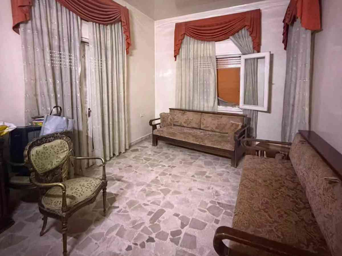 شقة 6 غرف 220م² للبيع