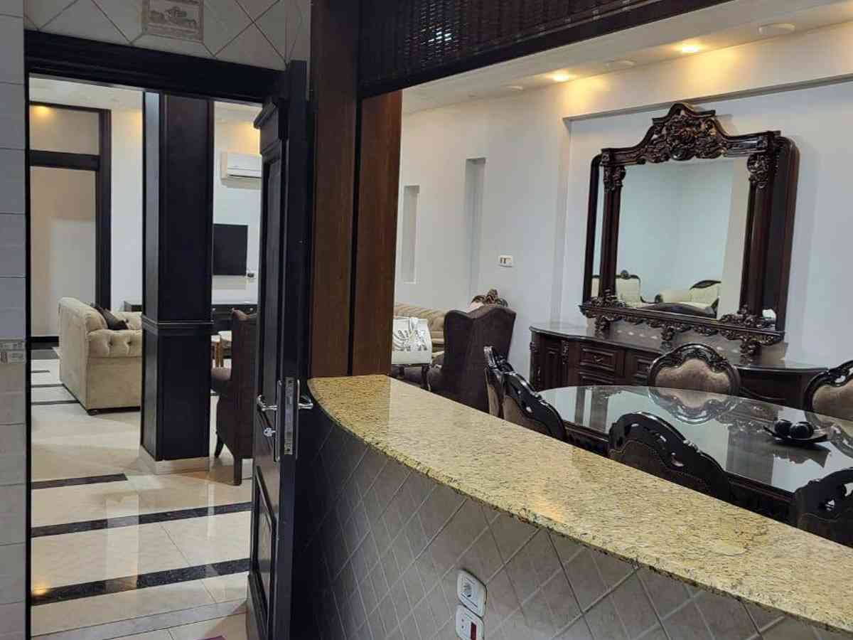 شقة 3 غرف 2 صالات طابق 7 مع فرش للإيجار