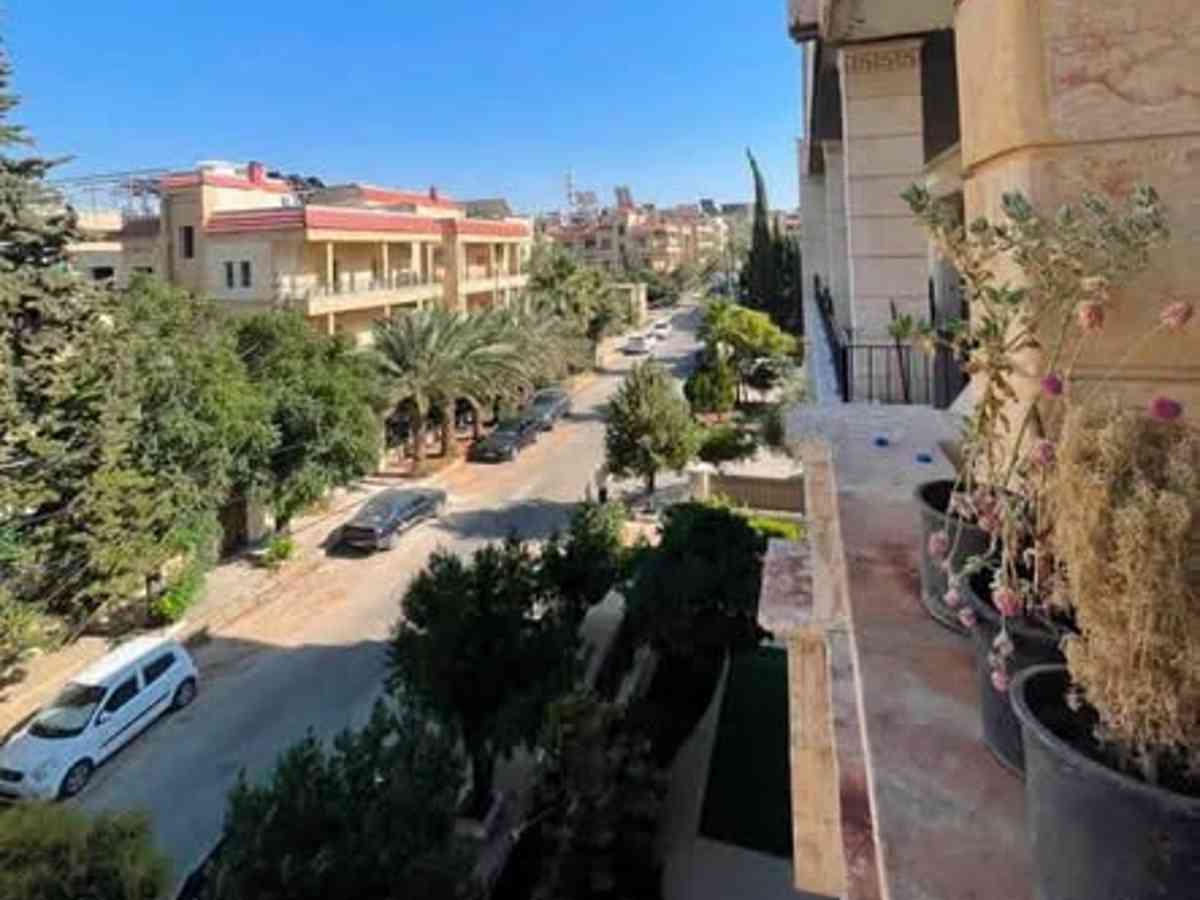 شقة 6 غرف مع فرش للإيجار