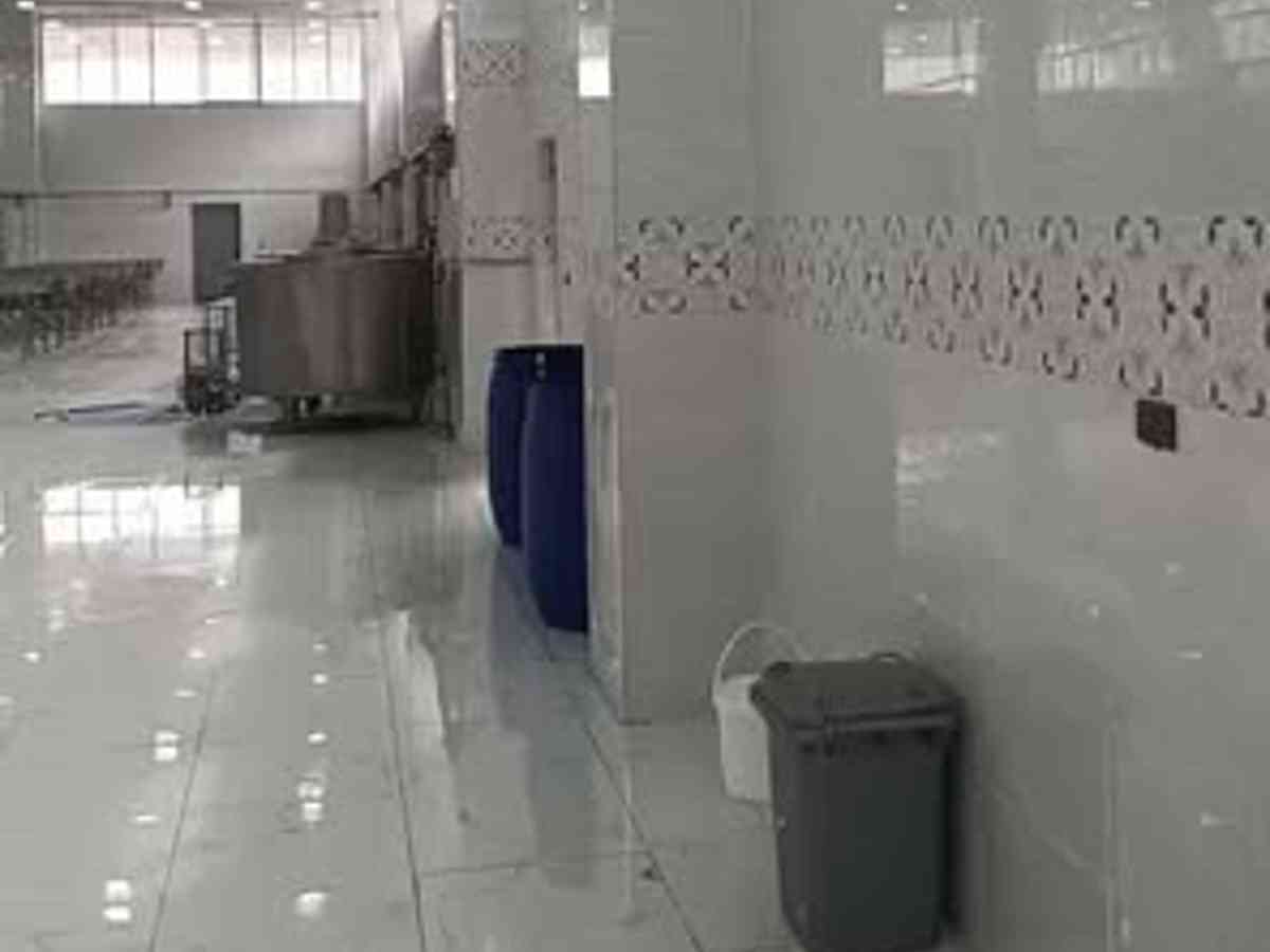 مصنع 650م² للبيع