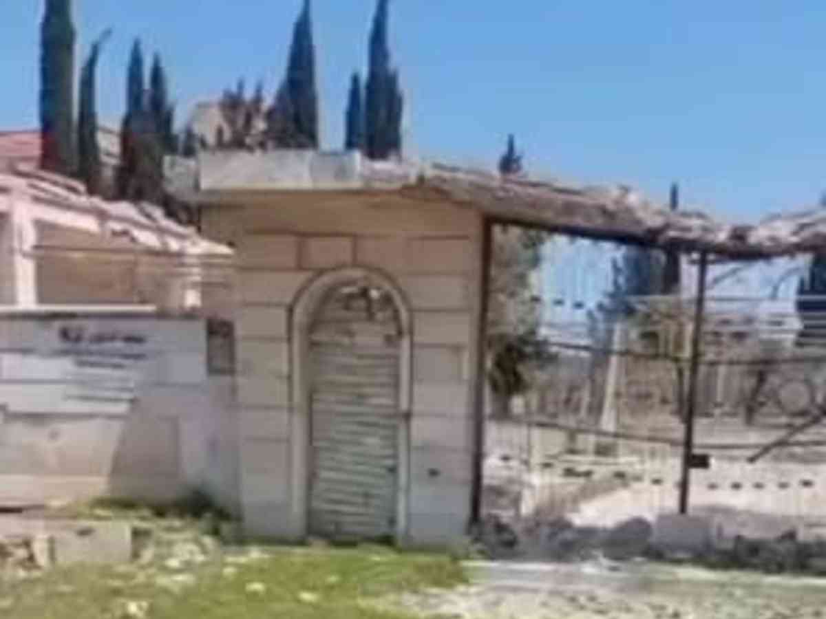 أرض 2800م² للإيجار