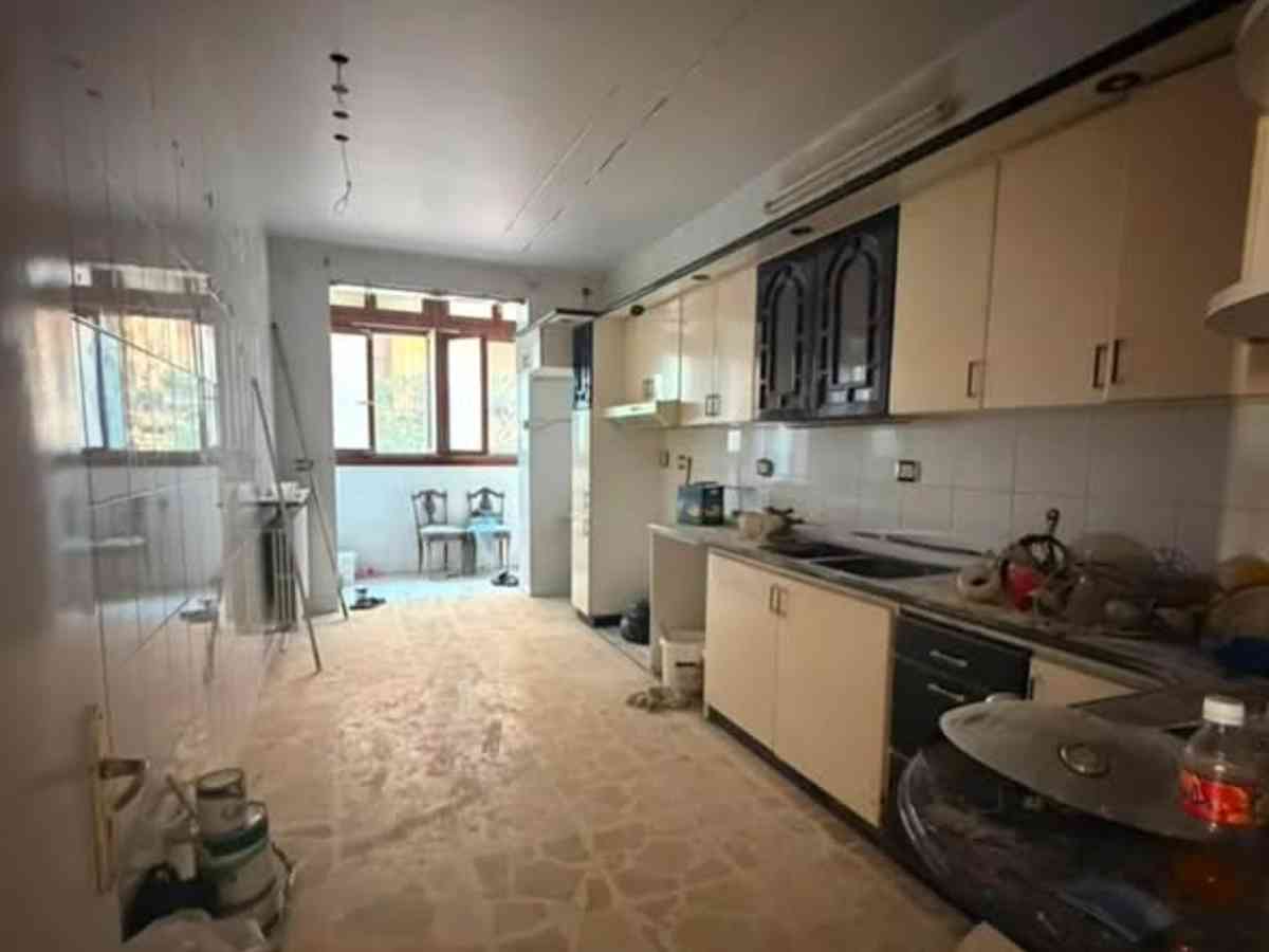 شقة 6 غرف للإيجار