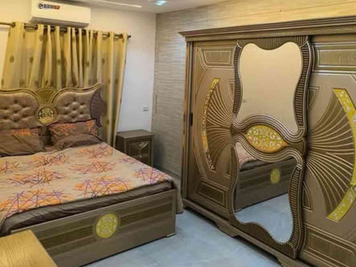 شقة 3 غرف 1 صالات مع فرش للإيجار
