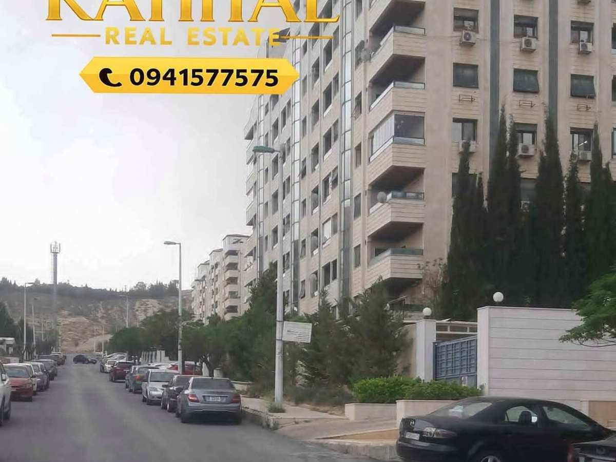 شقة 2 غرف 1 صالات 140م² طابق 3 مع فرش للإيجار