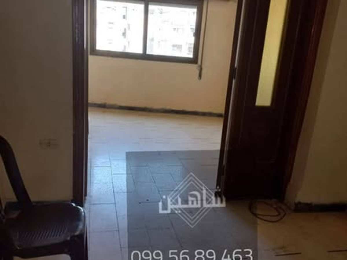 شقة 1 غرف 1 صالات طابق 2 للإيجار