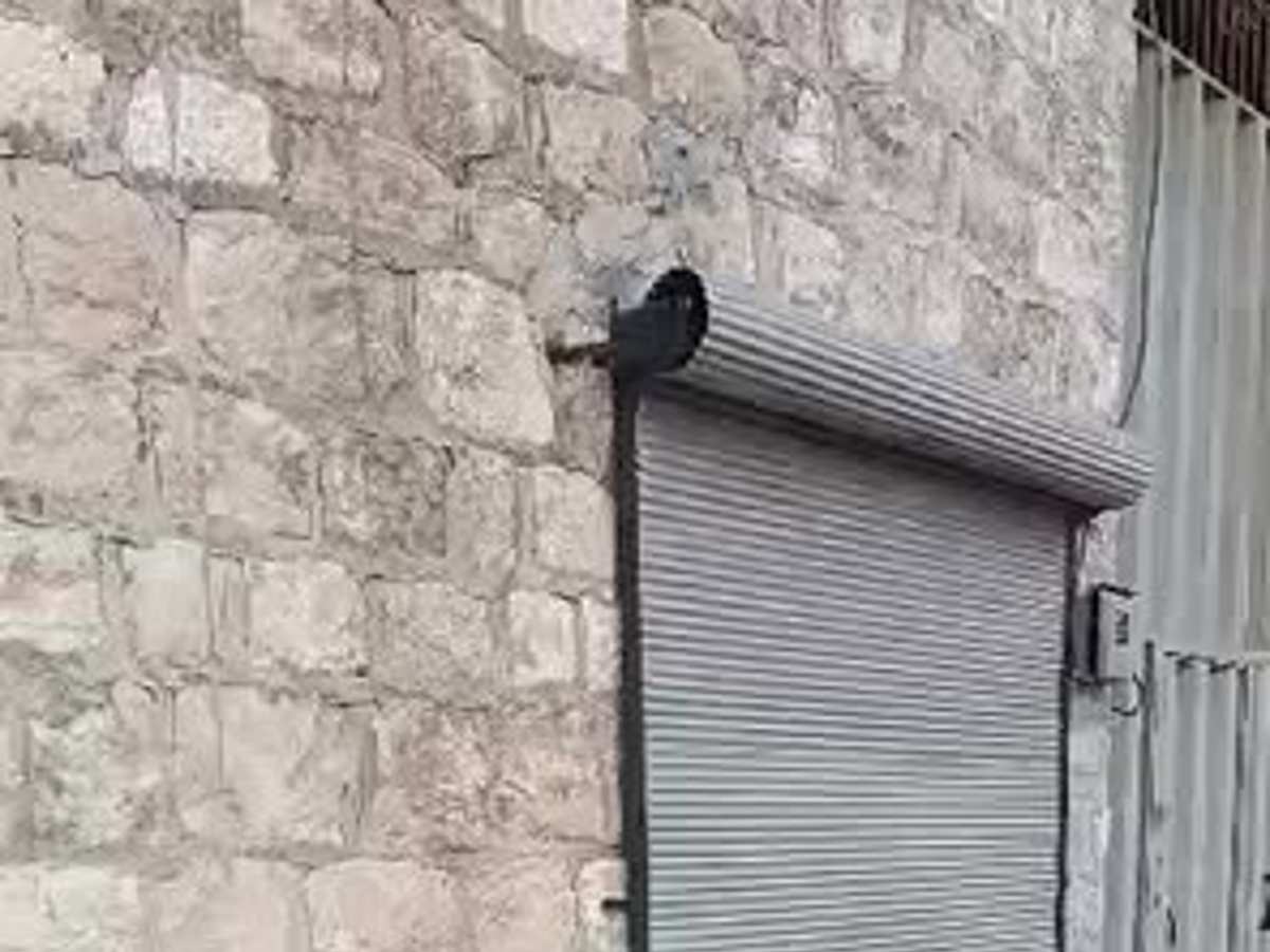 محل 60م² للإيجار
