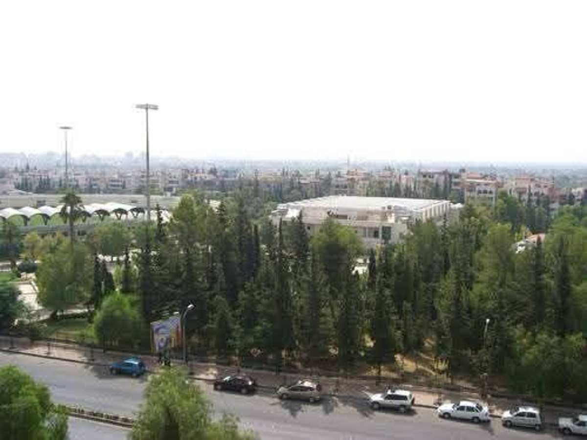 شقة 4 غرف 1 صالات 145م² طابق 7 مع فرش للبيع