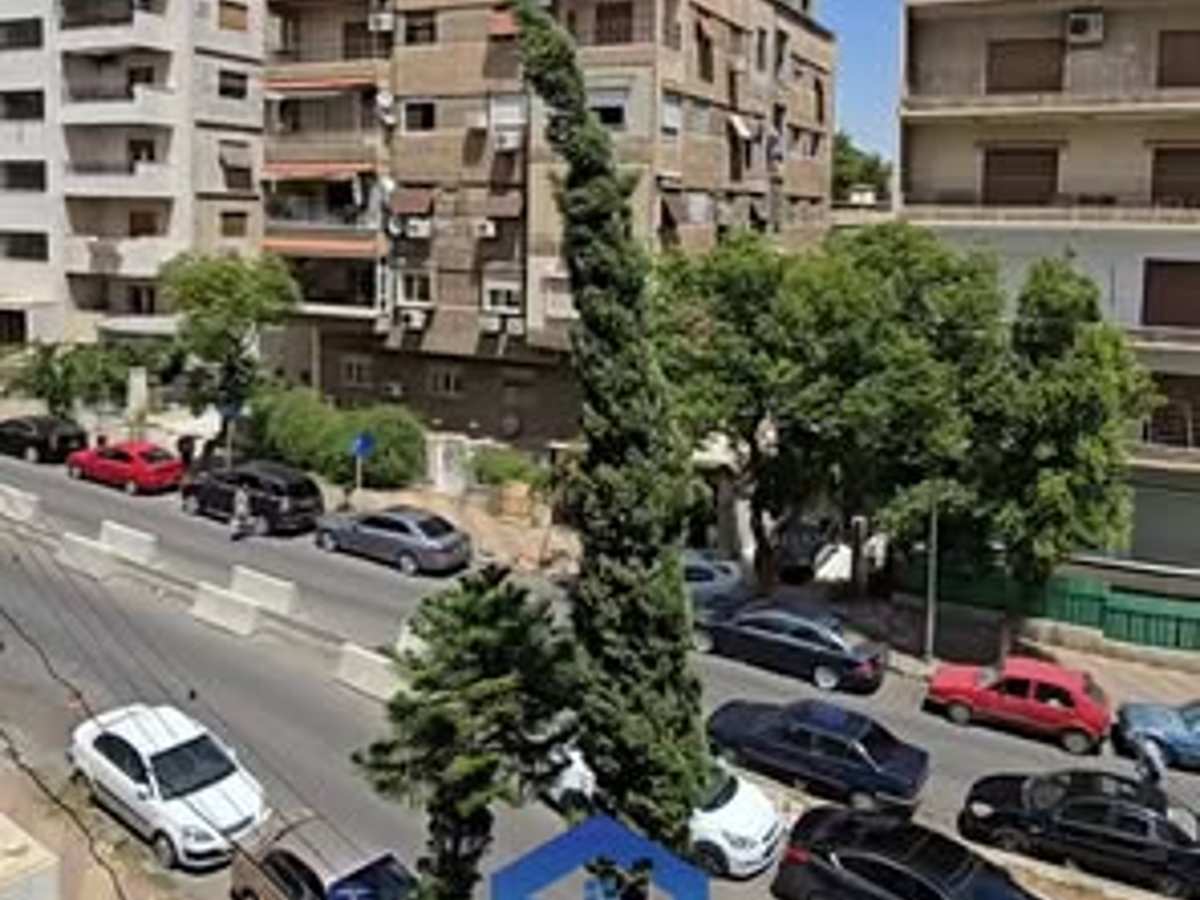 شقة 4 غرف 2 صالات 226م² طابق 2 للبيع