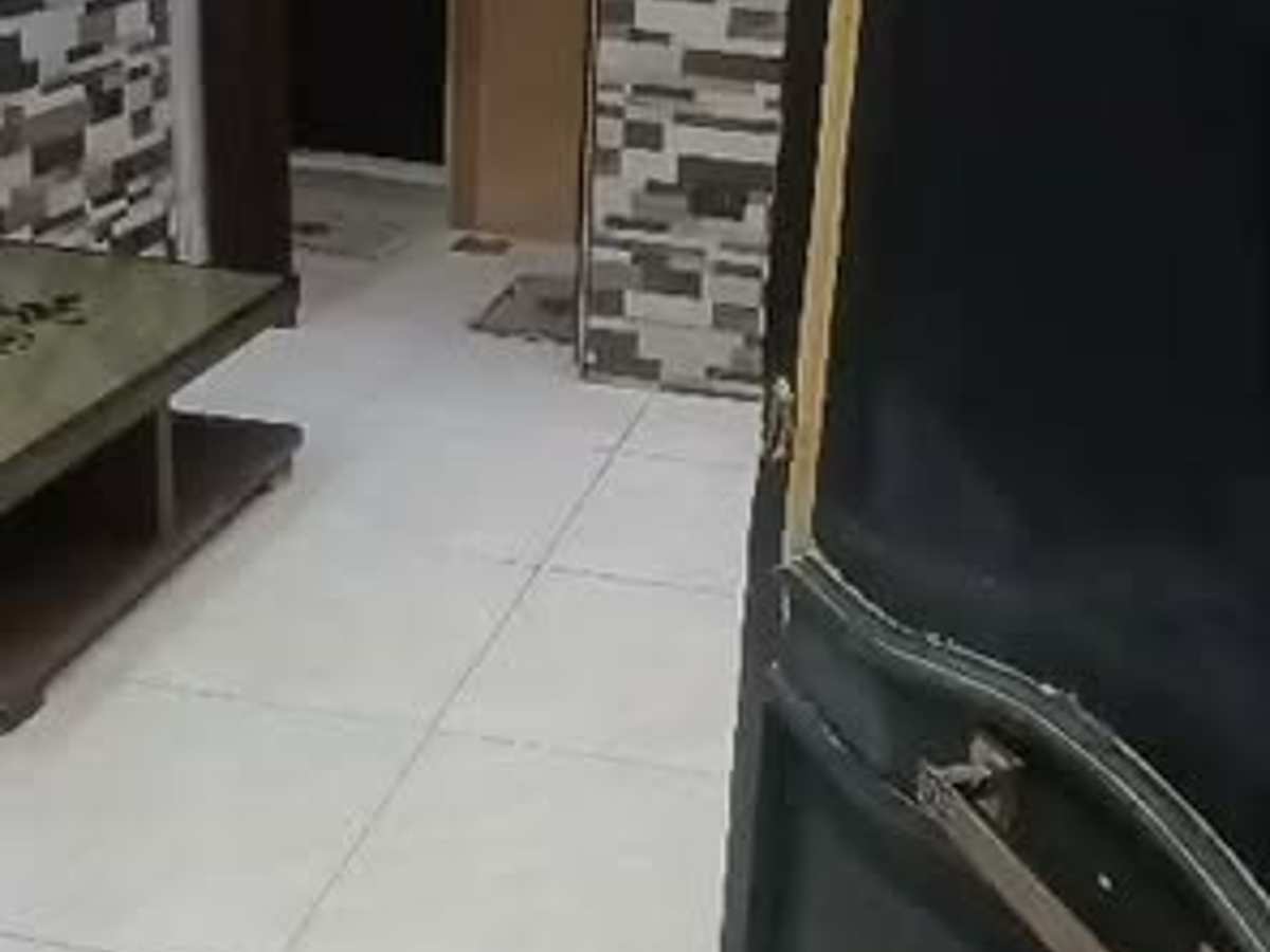 شقة 1 غرف 1 صالات طابق 3 للبيع