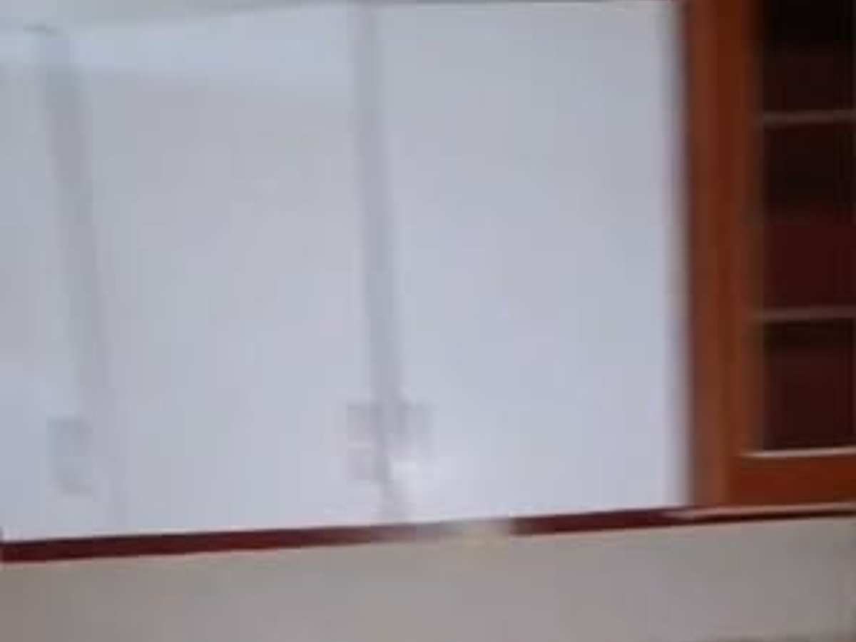 شقة 6 غرف طابق 2 للبيع