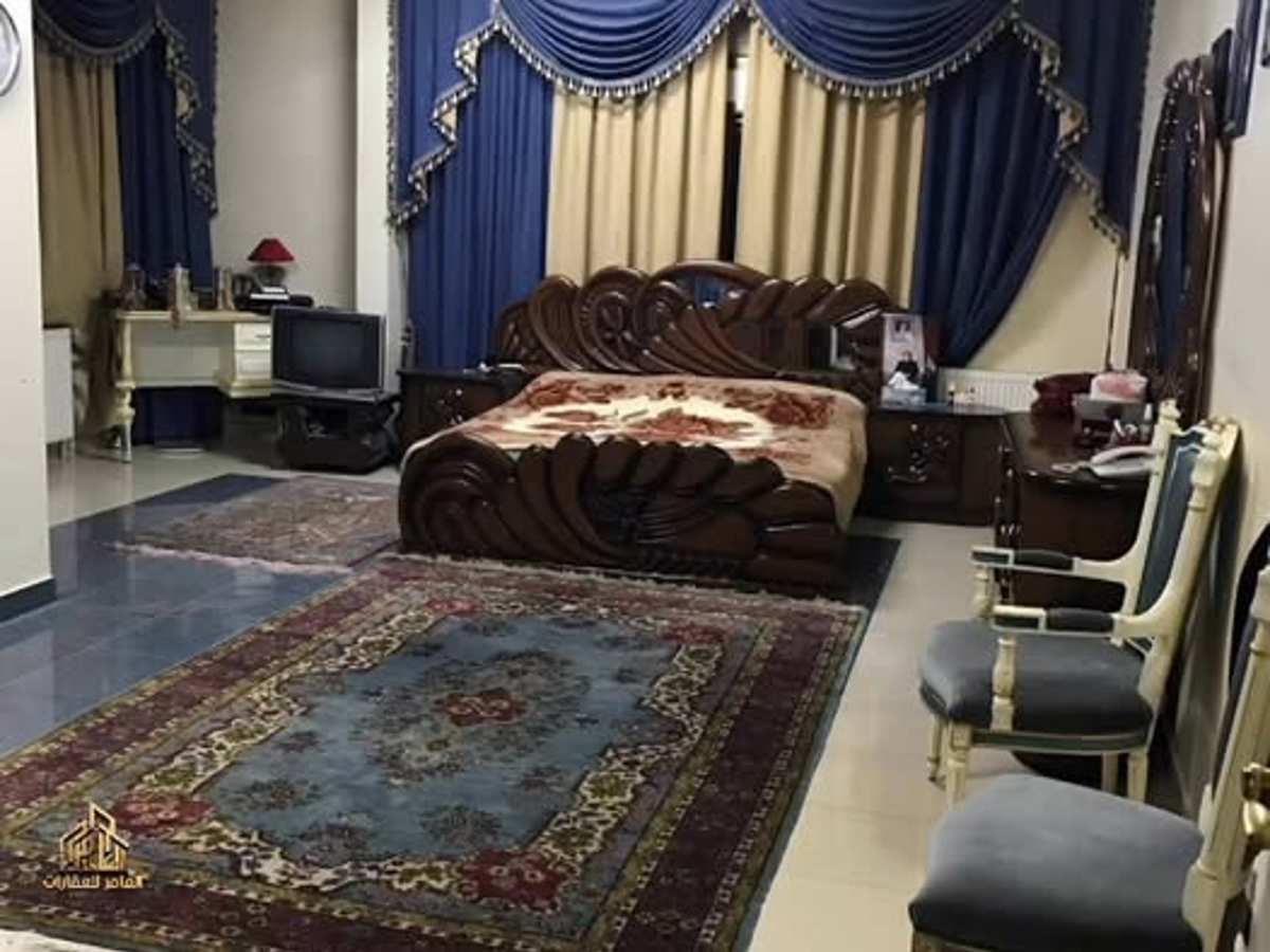 فيلا 16 غرف 4 صالات 200م² للبيع