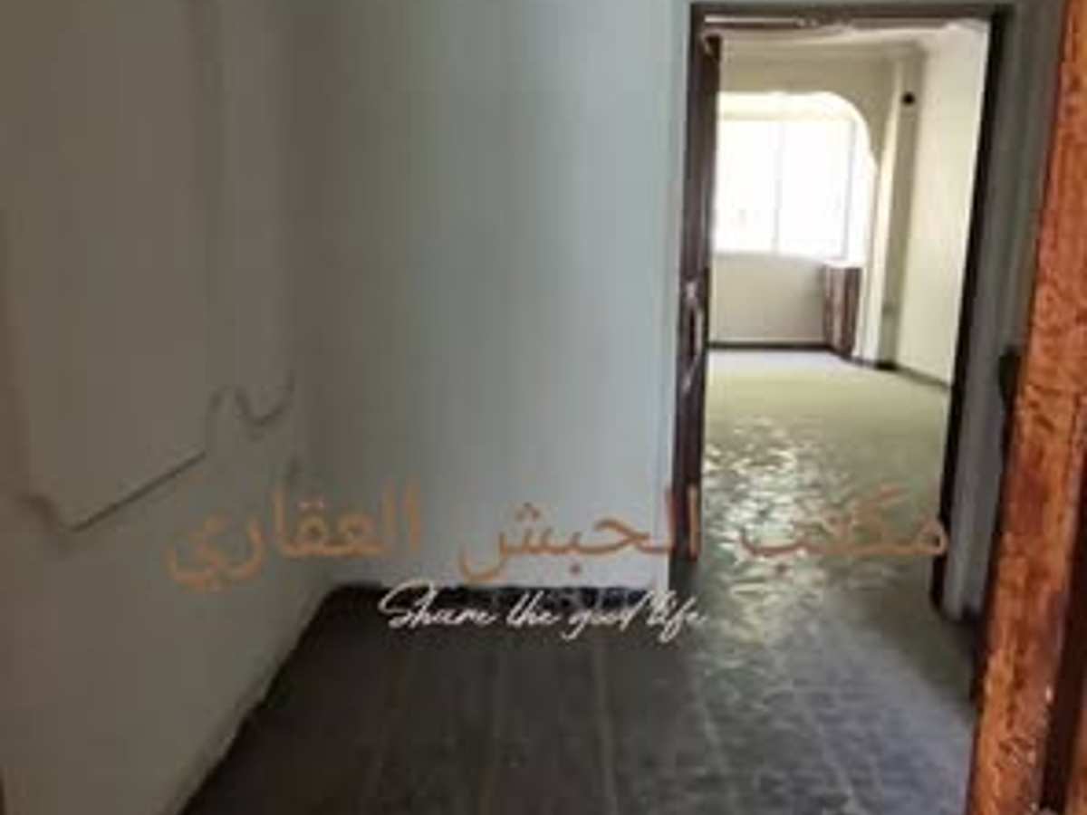 شقة 6 غرف 200م² طابق 1 للبيع