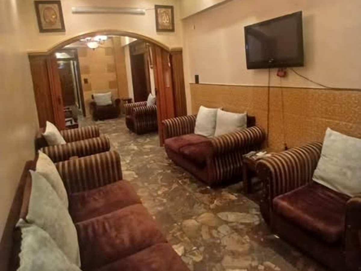 شقة 2 غرف 1 صالات 130م² مع فرش للإيجار