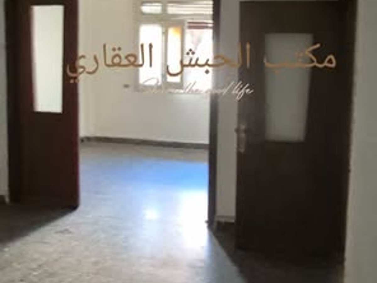 شقة 5 غرف 160م² للإيجار