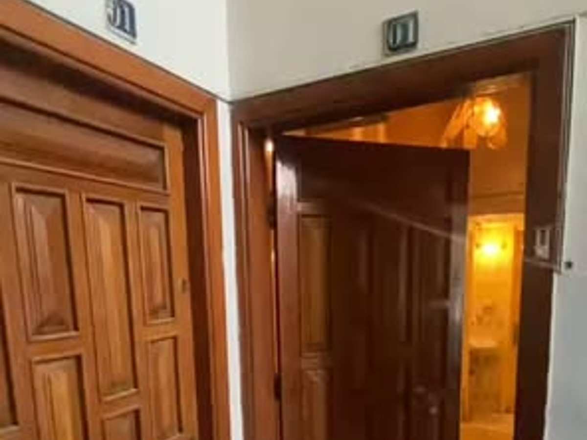 شقة 2 غرف 1 صالات طابق 1 مع فرش للإيجار