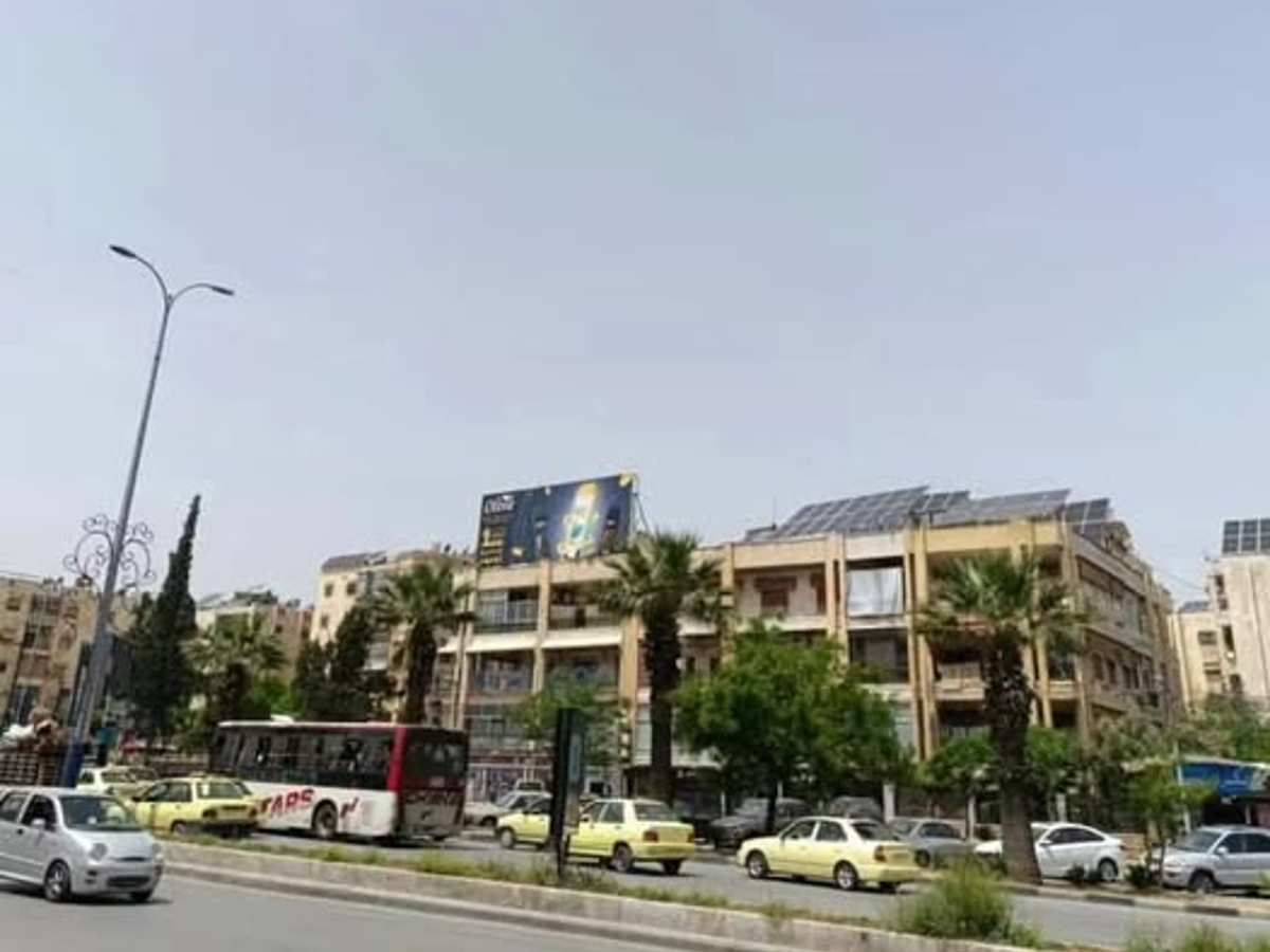 شقة 6 غرف طابق 2 للبيع