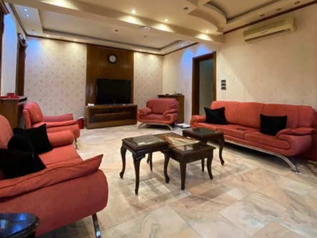 شقة 2 غرف 2 صالات 150م² طابق 3 مع فرش للإيجار
