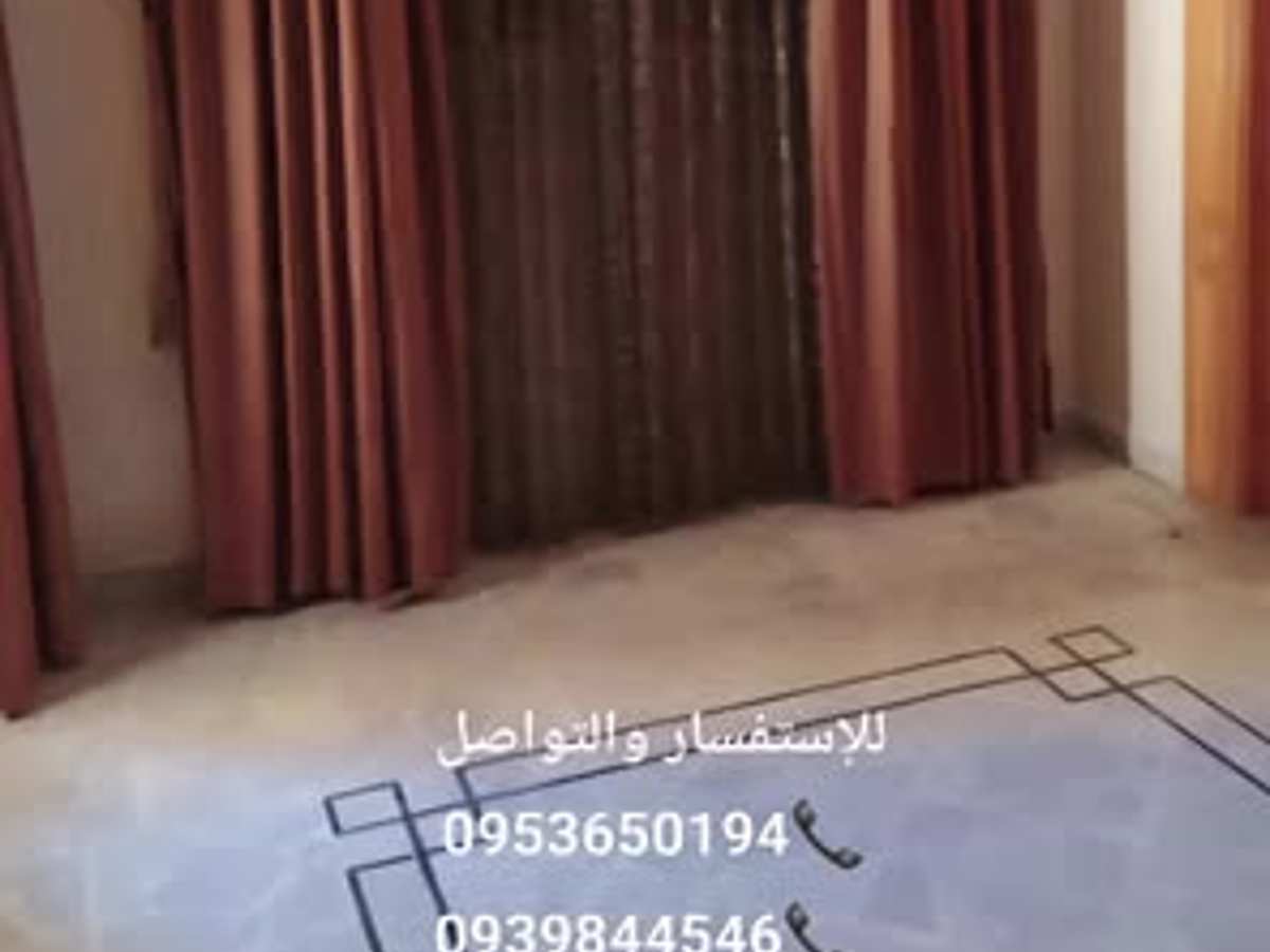 شقة 6 غرف طابق 3 للبيع