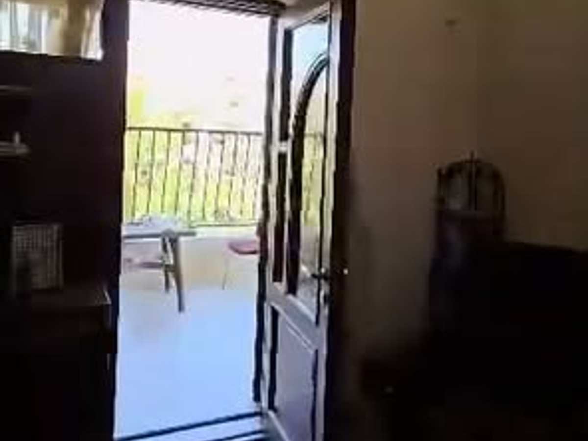 شقة 6 غرف 300م² طابق 2 للبيع