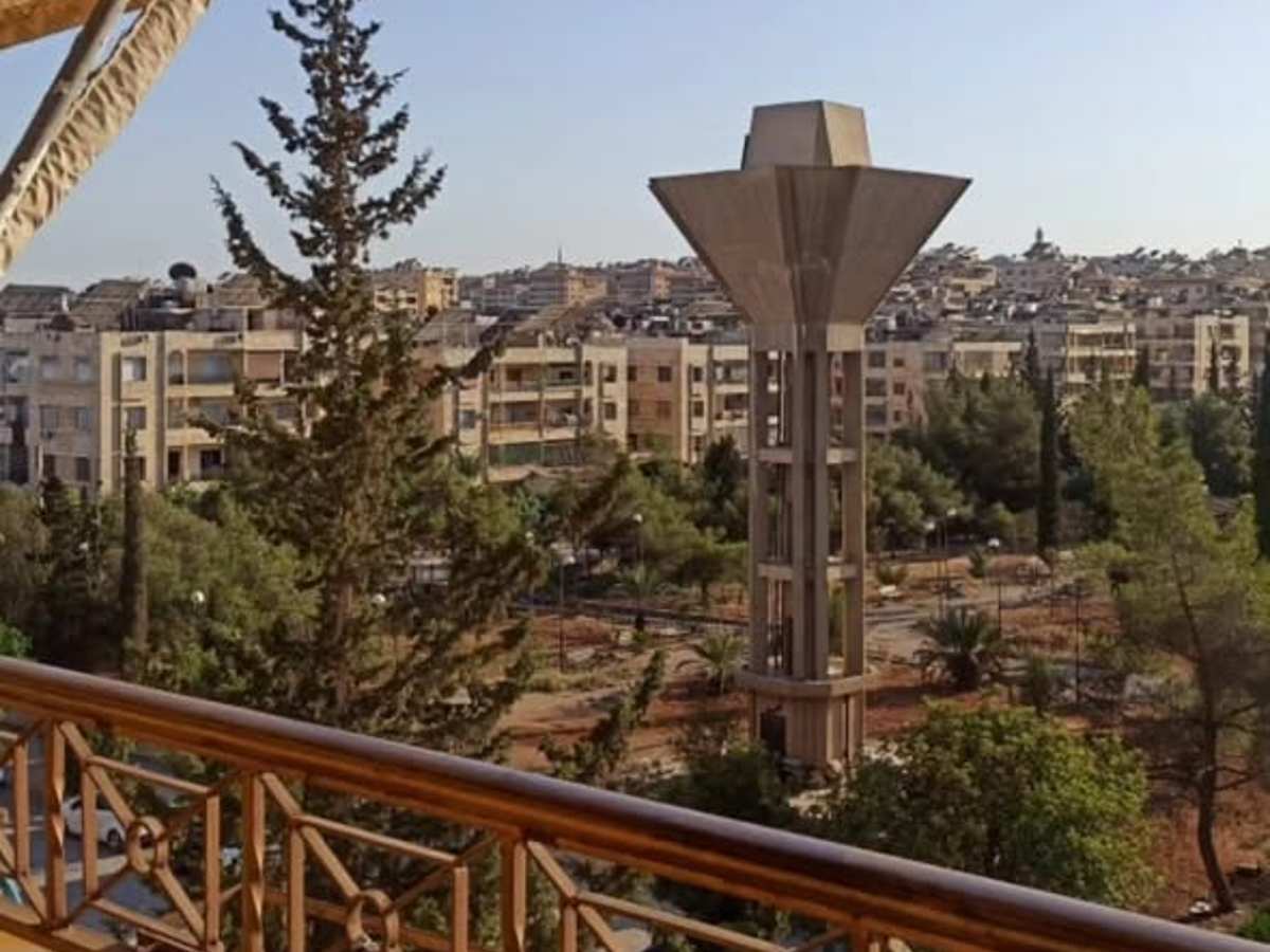 شقة 5 غرف 190م² طابق 2 للبيع