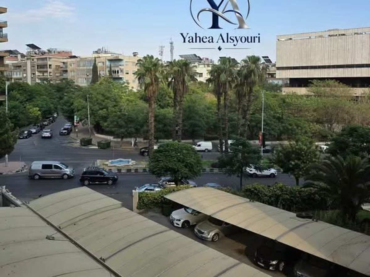 شقة 3 غرف 3 صالات 290م² طابق 3 للبيع