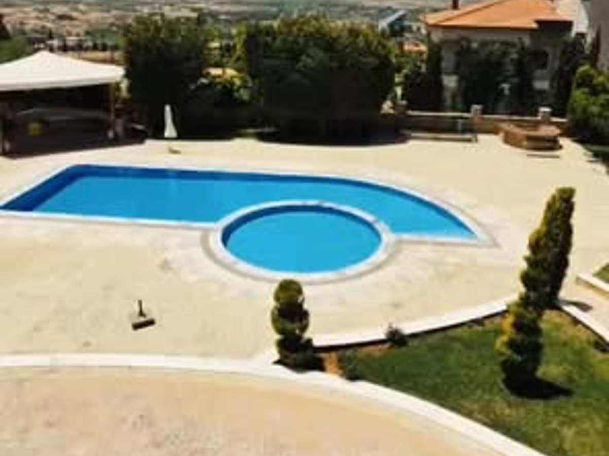 فيلا 5 غرف 400م² مع فرش للبيع