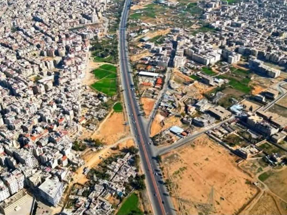 أرض 1100م² للإيجار