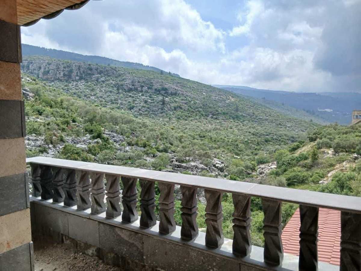 فيلا 3 غرف 1100م² للبيع