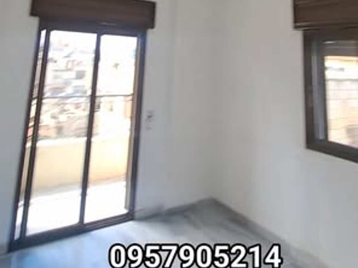 شقة 3 غرف 1 صالات طابق 3 للإيجار