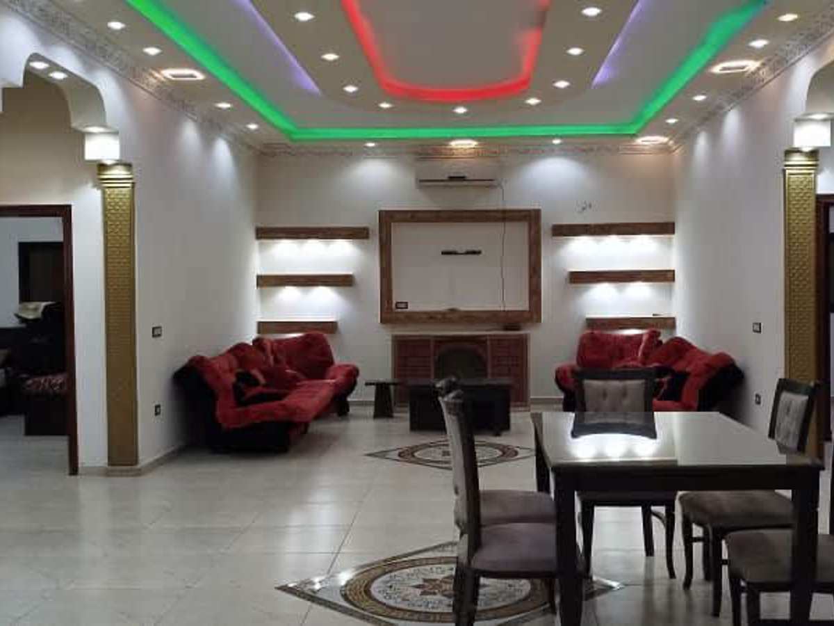 فيلا 4 غرف 1 صالات للإيجار اليومي