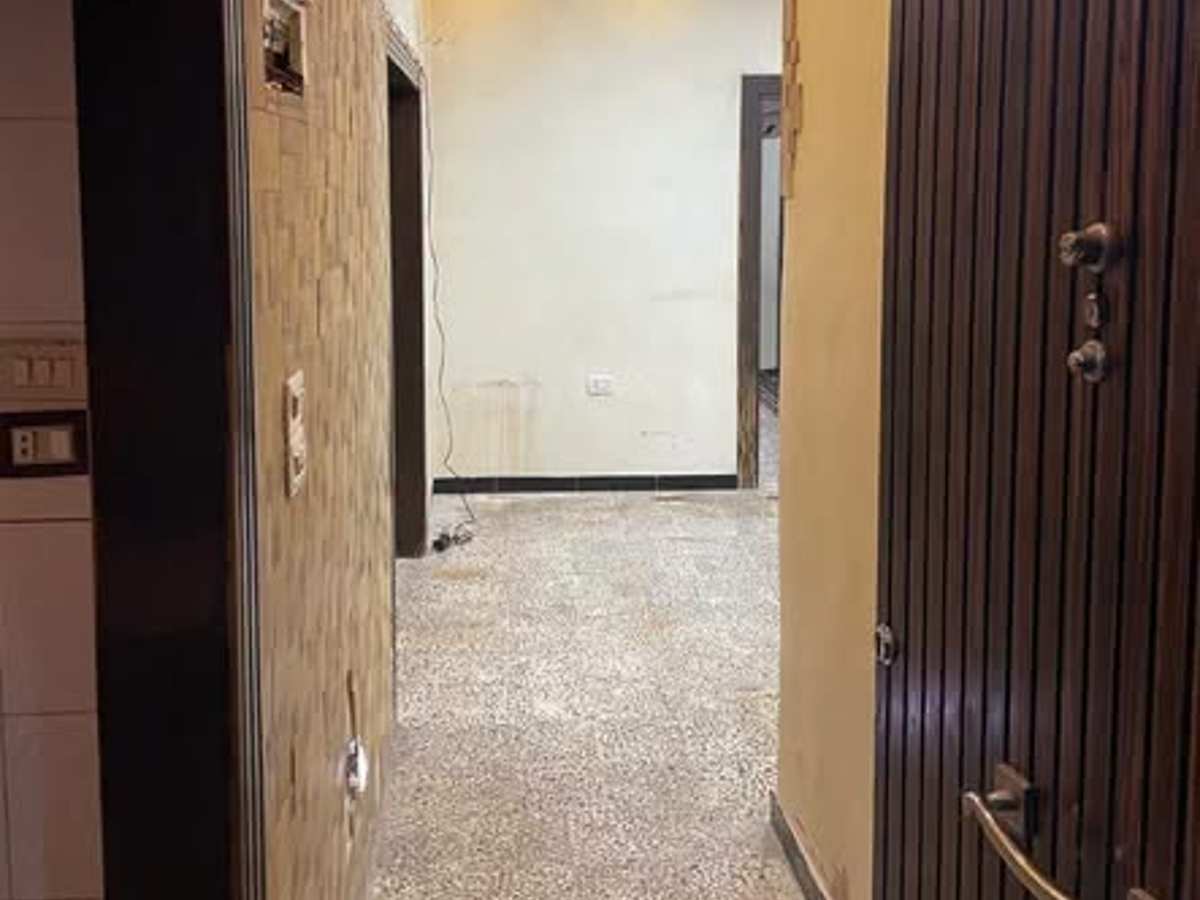 شقة 2 غرف 1 صالات طابق 3 للإيجار