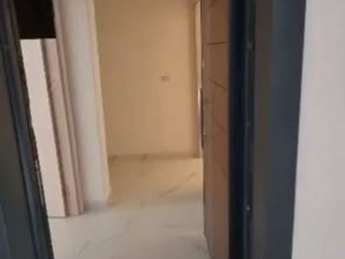 شقة 2 غرف 1 صالات طابق 3 للإيجار