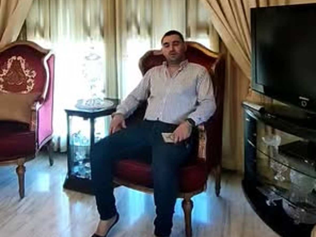شقة 5 غرف 1 صالات 330م² طابق 2 مع فرش للبيع