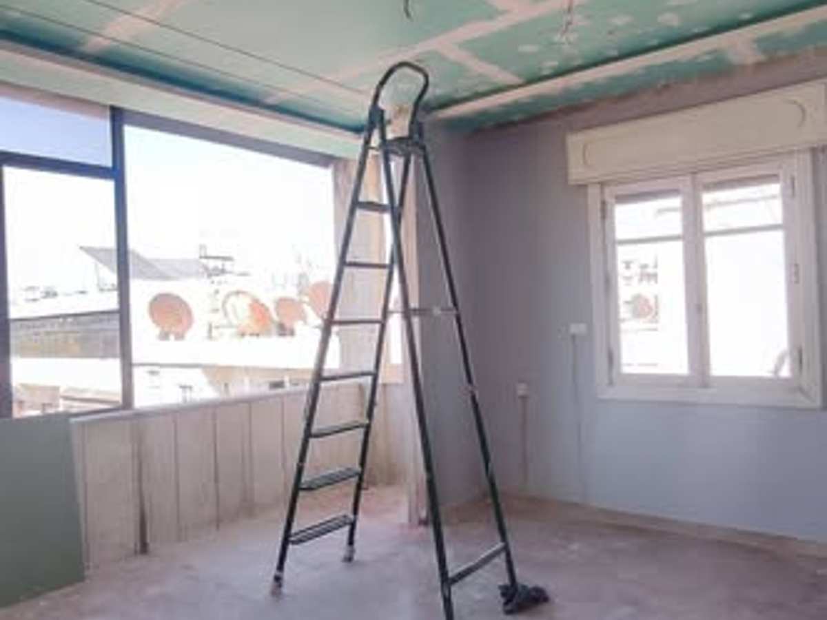 شقة 3 غرف طابق 4 للإيجار