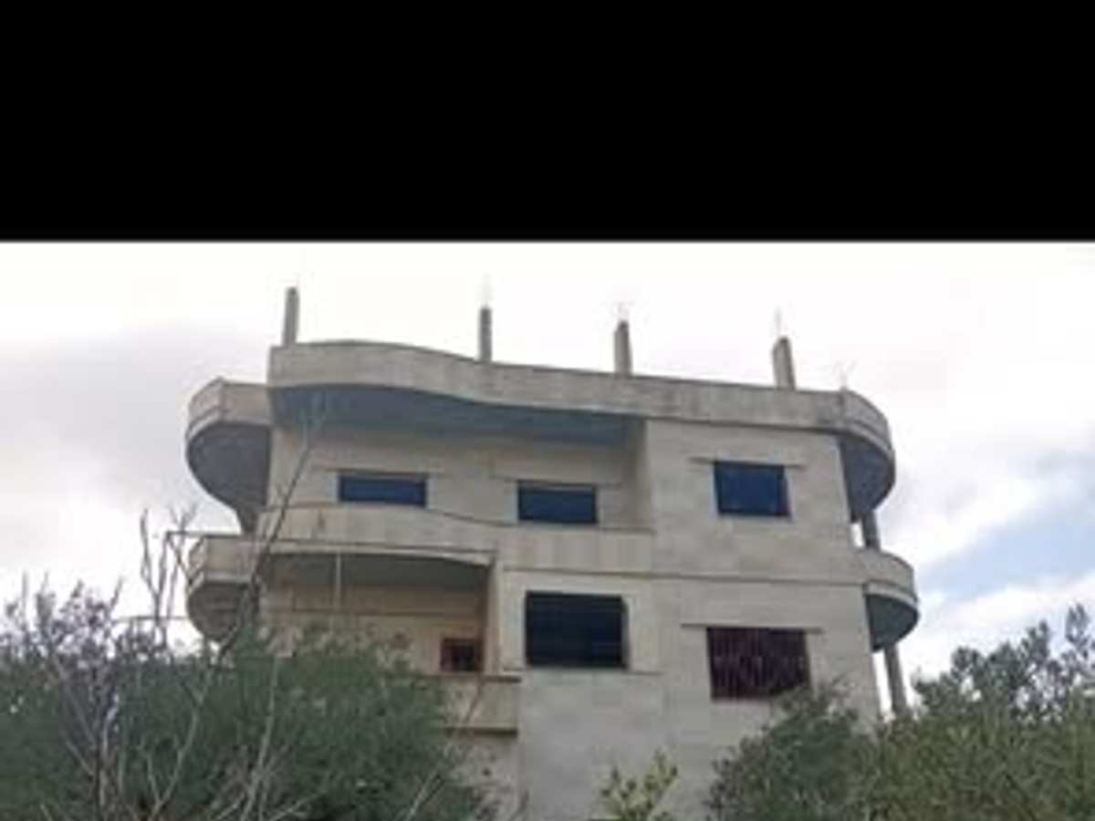 فيلا 2 غرف 2 صالات 1500م² للبيع