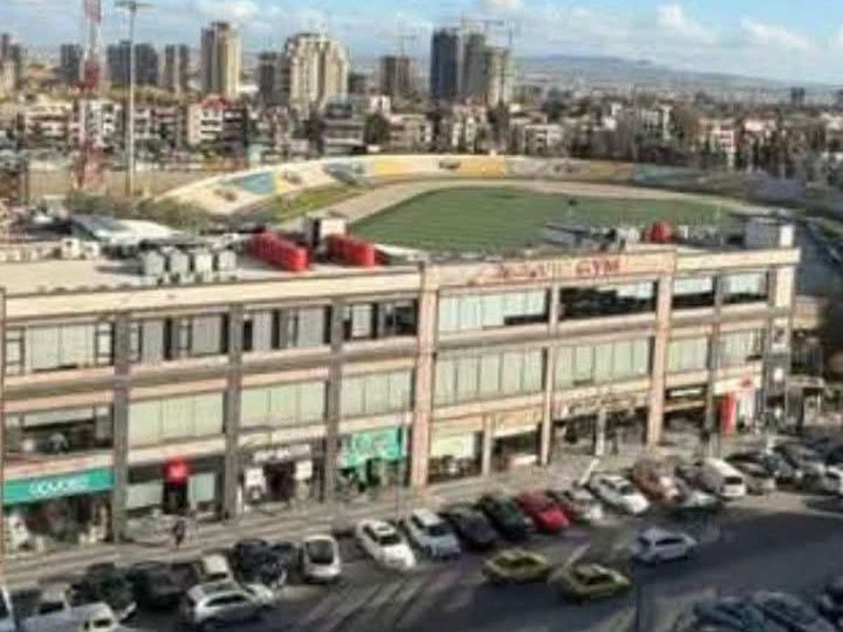 شقة 2 غرف 2 صالات طابق 3 للإيجار