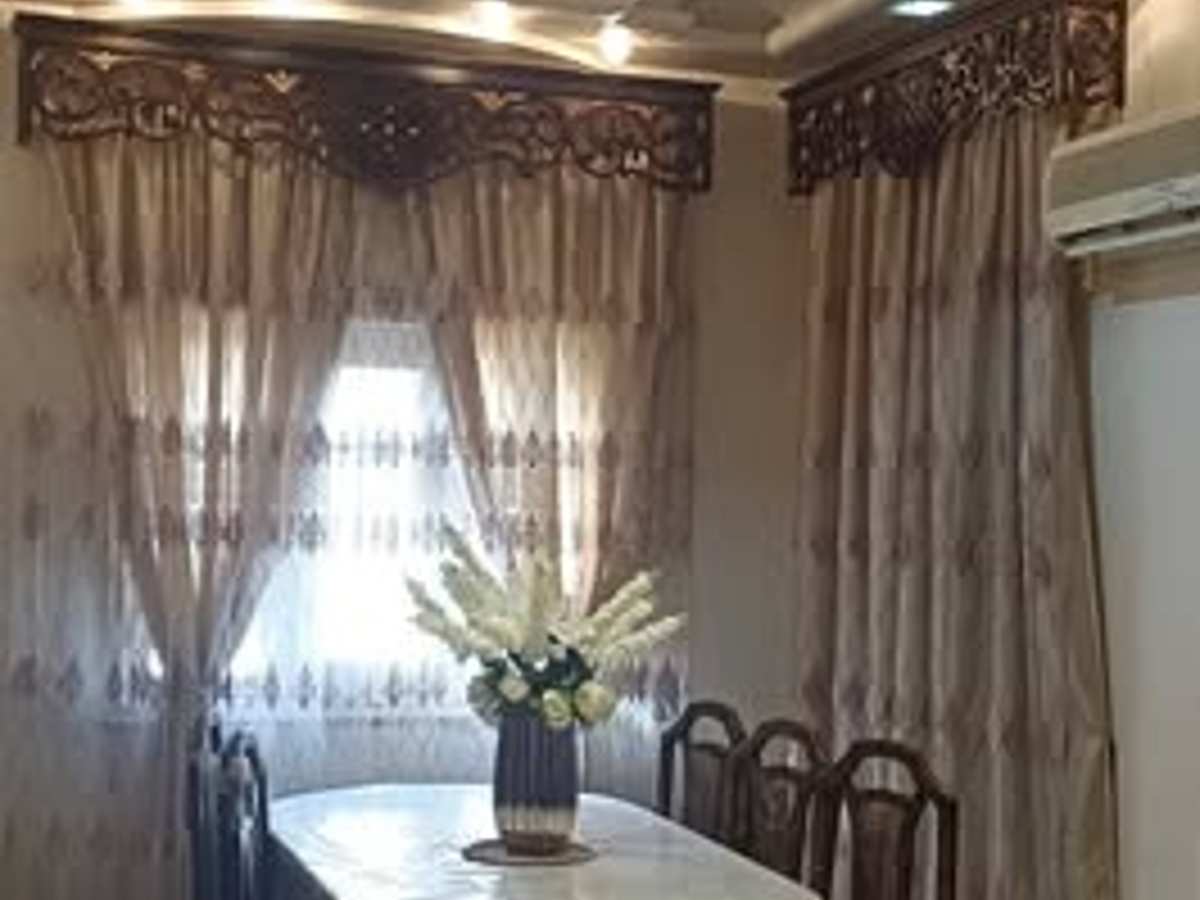 شقة 6 غرف طابق 3 للإيجار