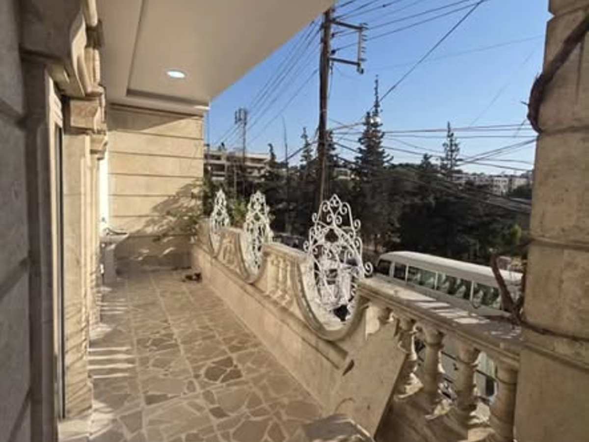 شقة 6 غرف طابق 1 مع فرش للبيع