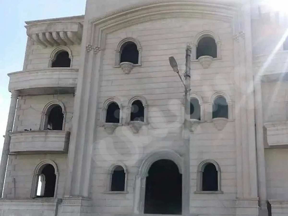 بناء 1200م² للبيع