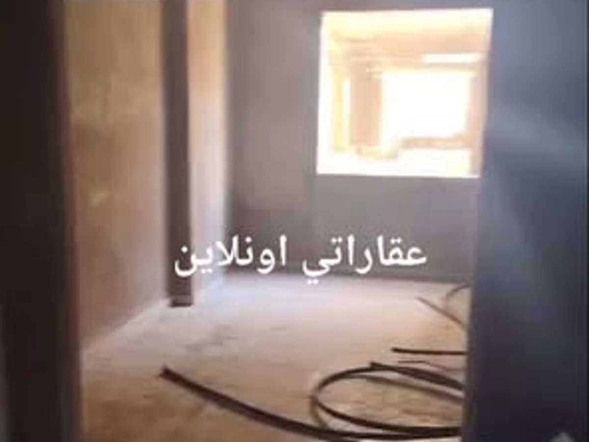 شقة 3 غرف 1 صالات طابق 2 للبيع