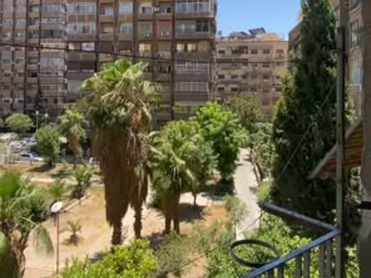 شقة 3 غرف 1 صالات 130م² طابق 2 للبيع