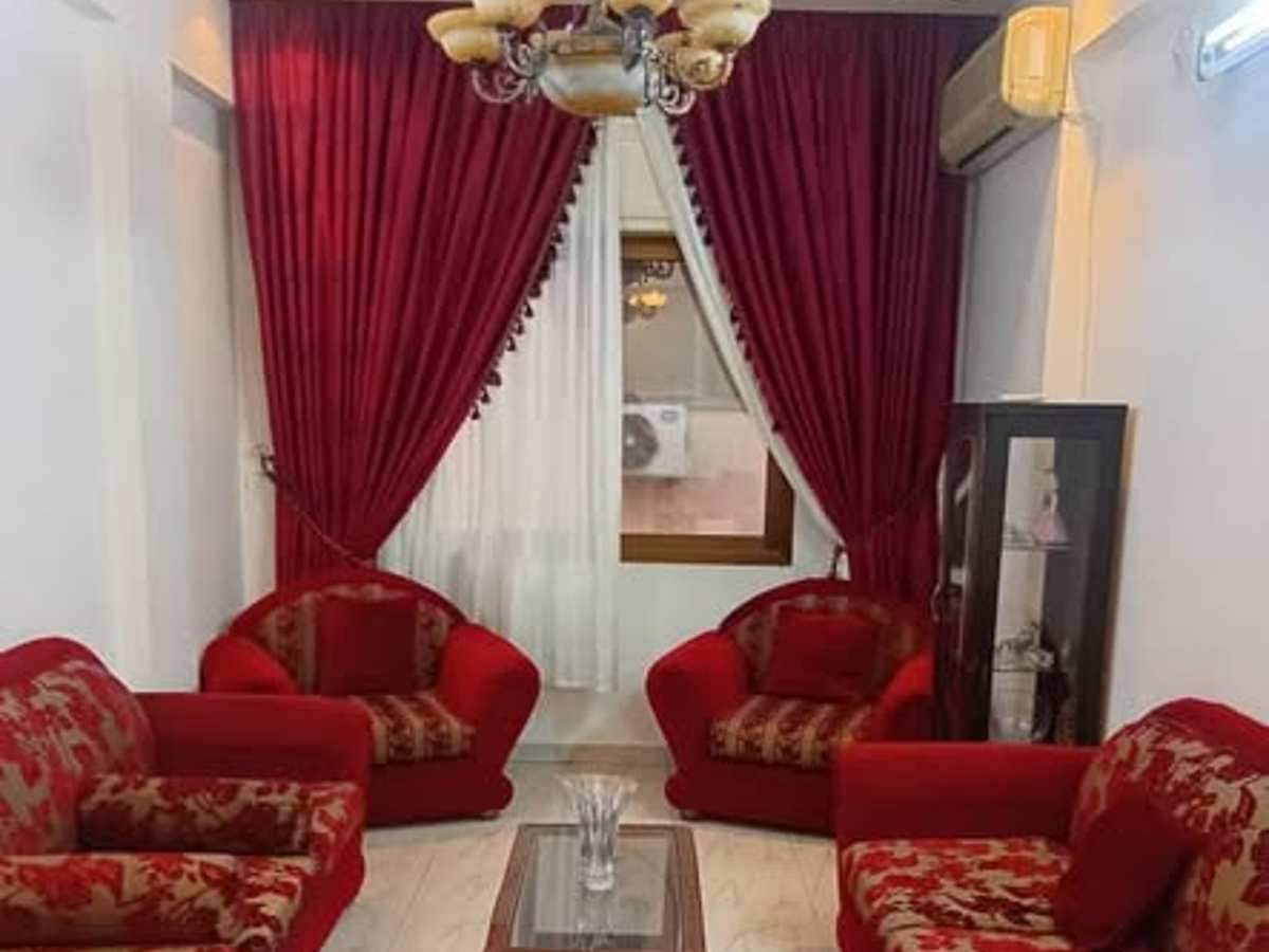 شقة 1 غرف 1 صالات طابق 2 مع فرش للإيجار