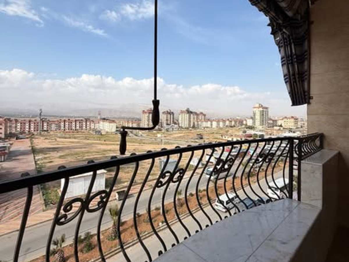 شقة 2 غرف 1 صالات 90م² طابق 3 للبيع
