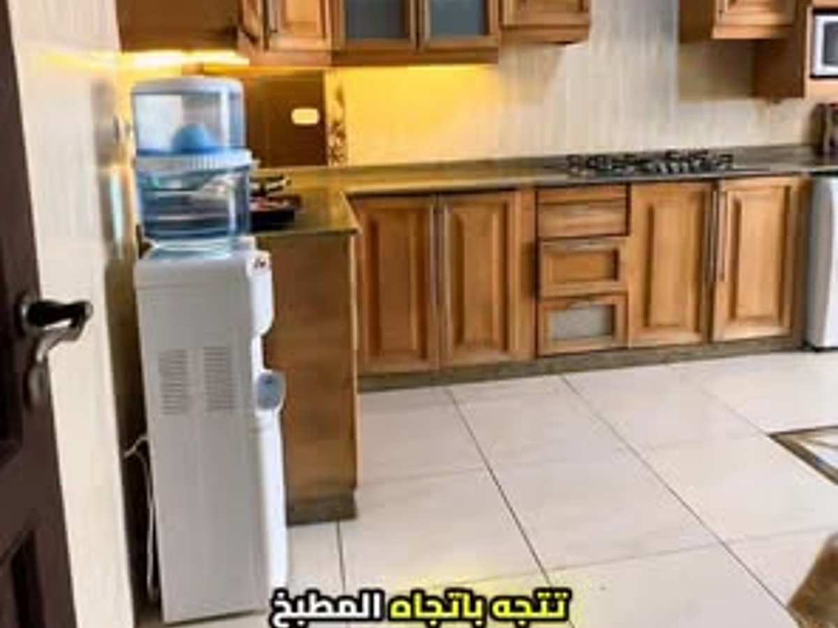 شقة 6 غرف 3 صالات 300م² طابق 1 للبيع