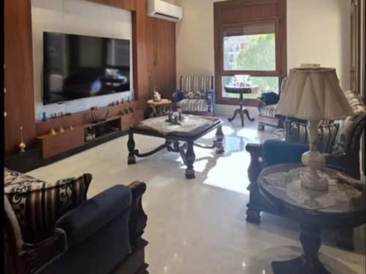 شقة 6 غرف 220م² طابق 3 للبيع