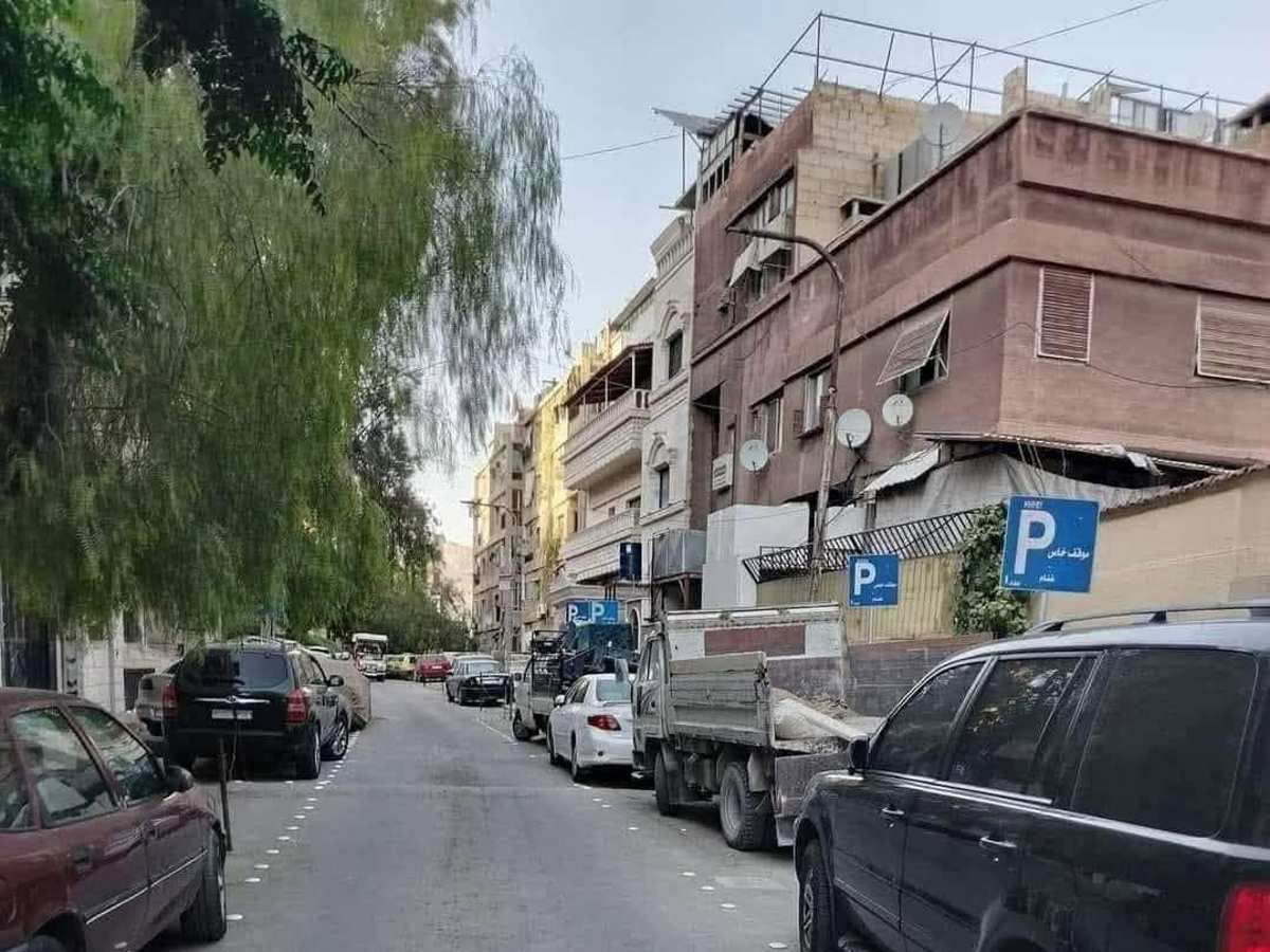 شقة 2 غرف 1 صالات مع فرش للإيجار